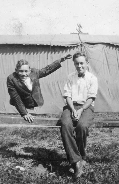 johnny-eck-and-robert-eckhardt
